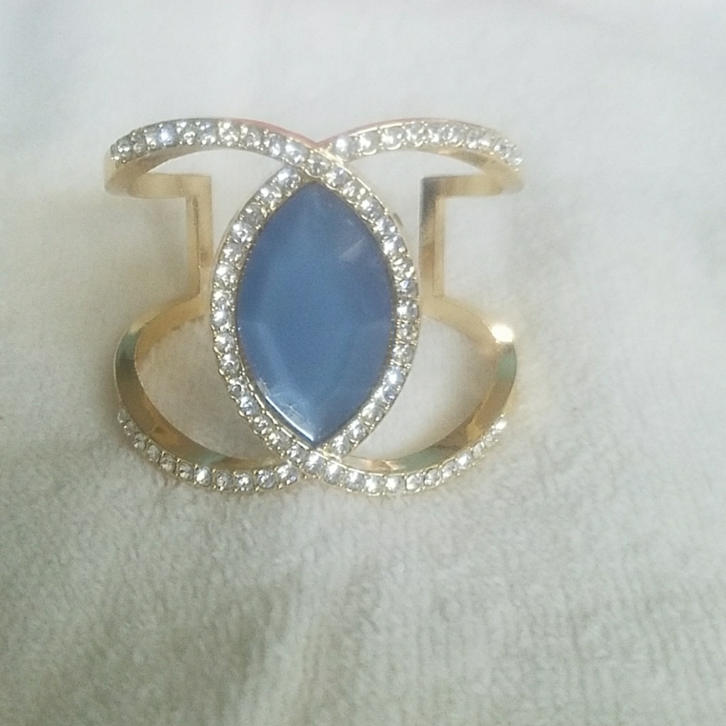 I.N.C. W/Swav.Crys. & Blue Stone Cuff Bracelet